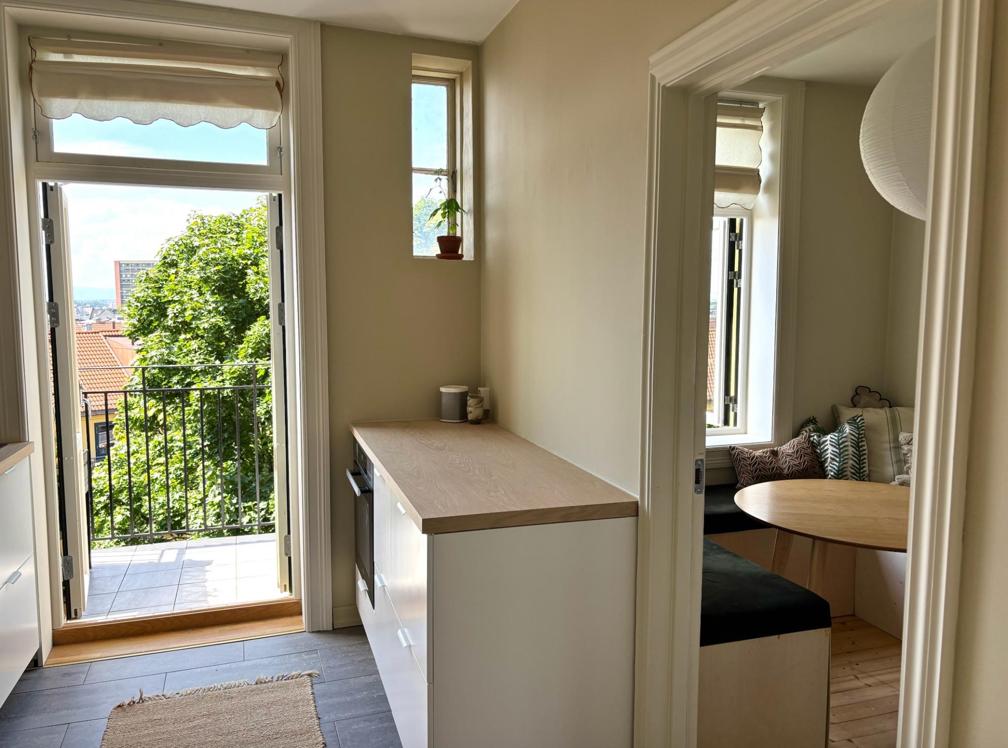 Kjøkken og spisekrok (ekstra soverom)